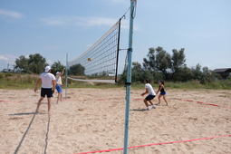 Жаркие баталии пляжного волейбола