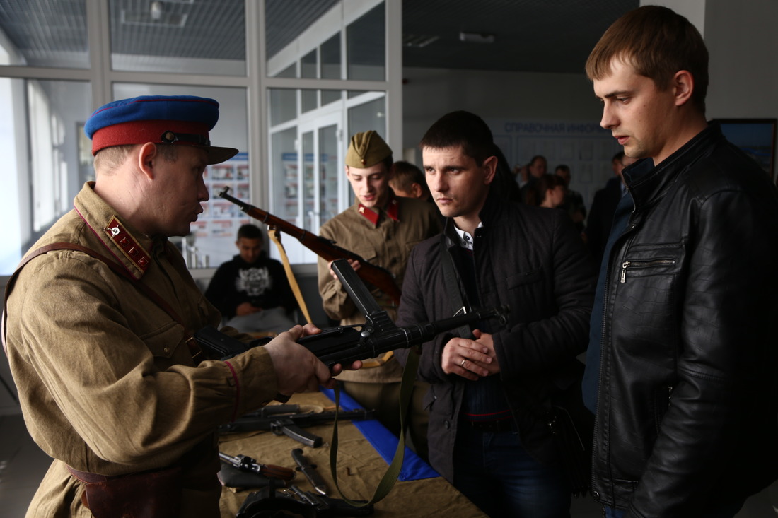 Выставка оружия времен Великой Отечественной Войны