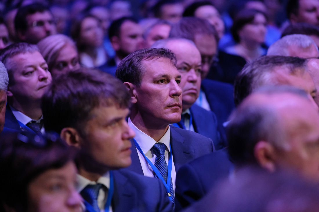 Генеральный директор ООО "Газпром добыча Краснодар" Андрей Захаров на собрании акционеров